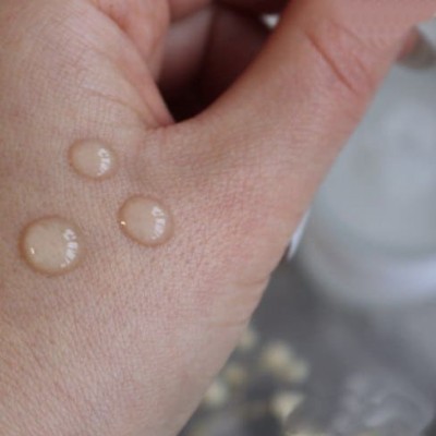 Тонизирующая сыворотка для сияния кожи и ухода за порами Skin 1004 Madagascar Centella Niacinamide 10 Boosting Shot Ampoule Sachet 1.5ml Тонизирующая сыворотка для сияния кожи и ухода за порами Skin 1004 Madagascar Centella Niacinamide 10 Boosting Shot Ampoule Sachet 1.5ml